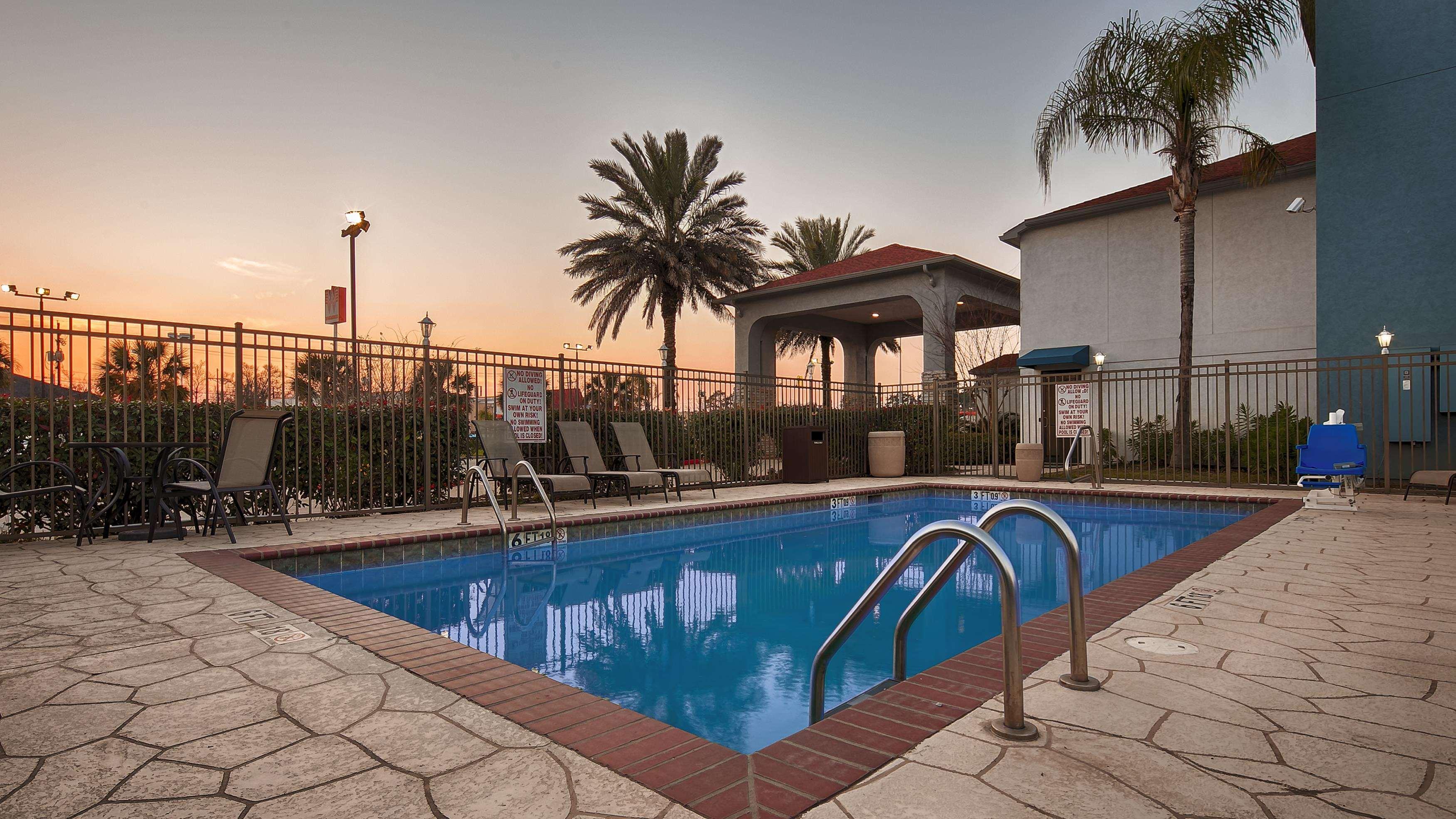 Best Western Plus Orange County Vidor Exterior foto